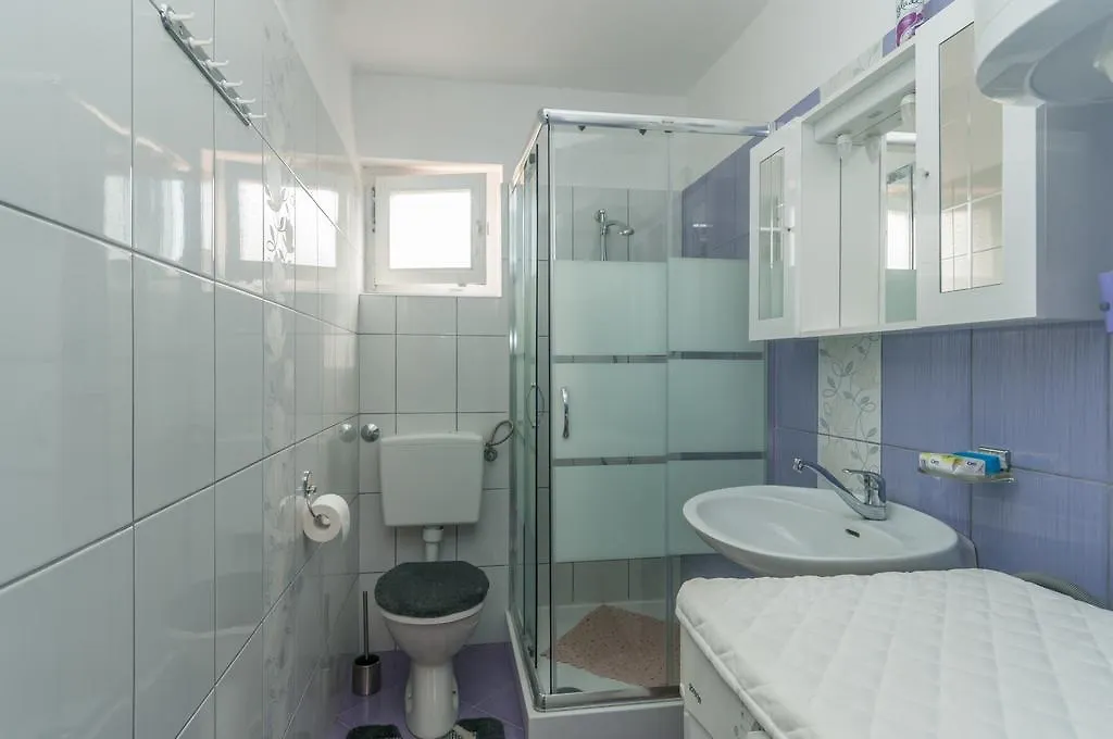 Zora Apartment Мали-Лошинь